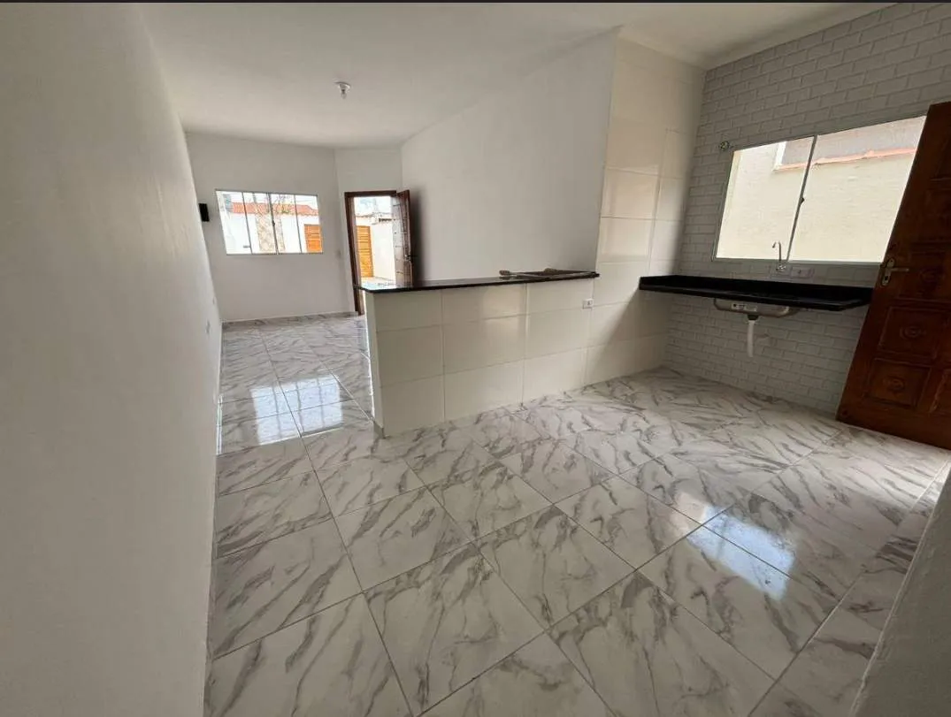 Imagem Casa para Venda em Itanhaém, Jamaica (Praia), 2 dormitórios, 1 suíte, 1 banheiro, 4 vagas