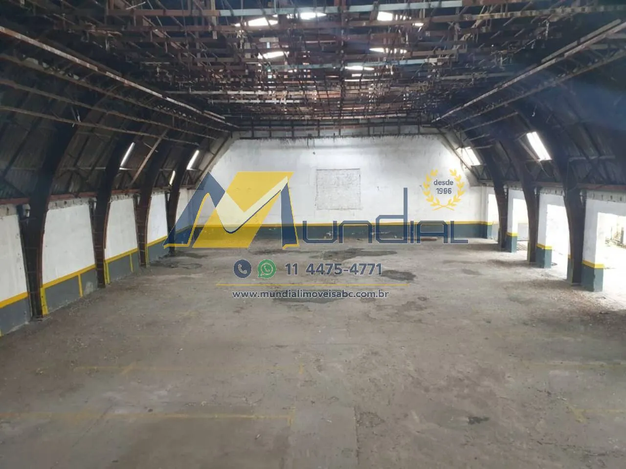 Imagem Galpão para Alugar com 944m² e 70 vagas!!!