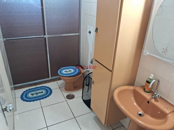 Imagem Belíssimo apartamento bem espaçoso em Santos na Aparecida com 2 dormitórios mais dependência, uma suíte e garagem fechada a venda por R$ 480.000,00