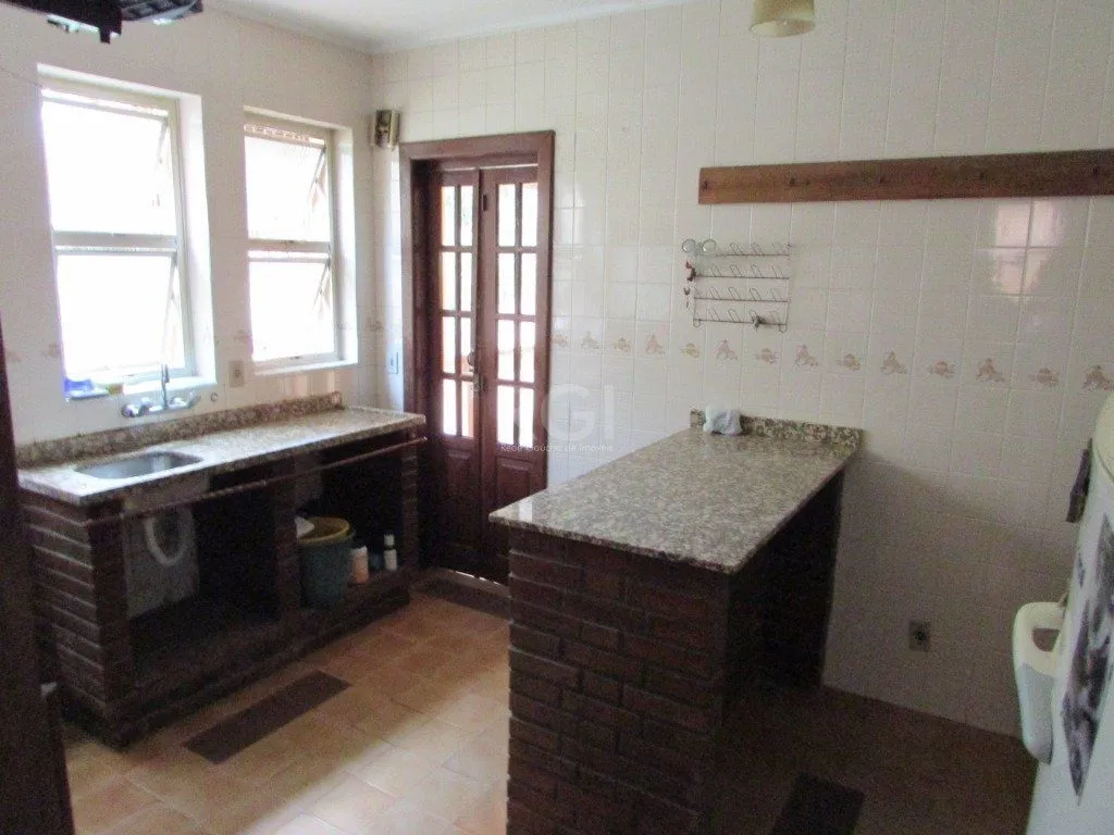 Imagem Casa Condominio para Venda - 200m², 3 dormitórios, sendo 1 suites, 4 vagas - São Lucas