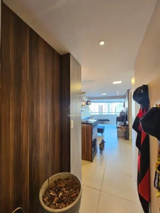 Imagem Bem localizado esse apartamento com duas suítes a venda na Pituba