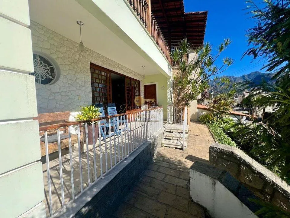 Imagem Casa para Venda no bairro Várzea