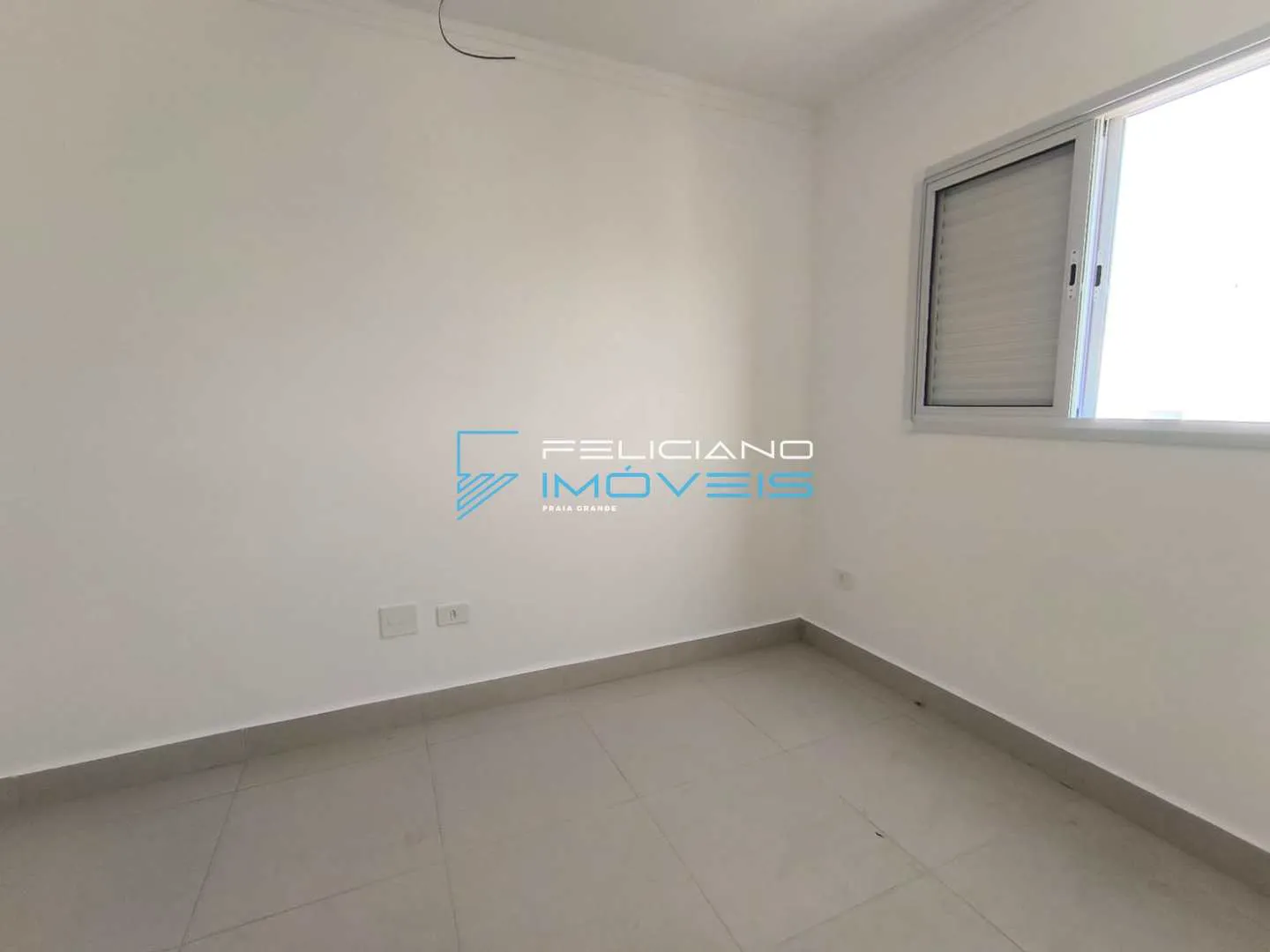 Imagem Apartamento com 2 quartos, Real, Praia Grande - R$ 600 mil, Cod: 5727