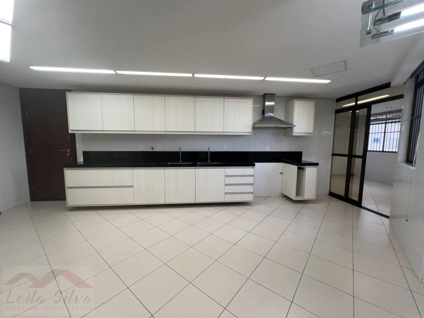 Imagem Apartamento de Alto Padrão 346m² à Venda no Edificio Grand Mond, bairro Jóquei | Teresina PI