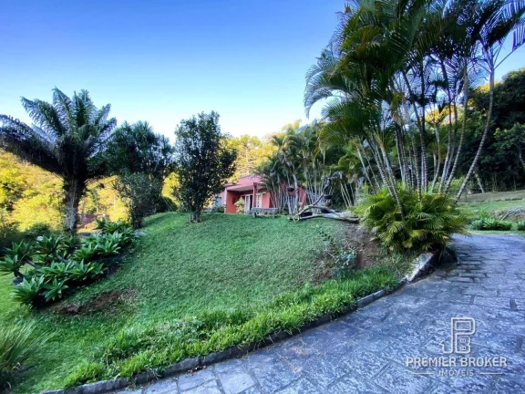 Foto do imóvel Casa à venda, 133 m² por R$ 1.150.000,00 - Golfe - Teresópolis/RJ
