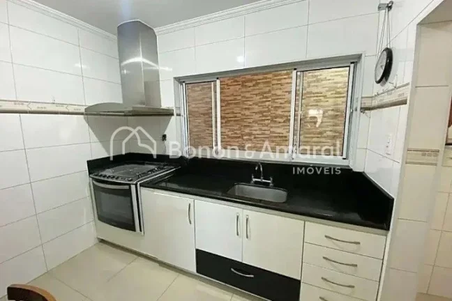 Imagem Casa à venda no Jardim Chapadão, em Campinas, com 193 m² de construção em um terreno de 300 m²...