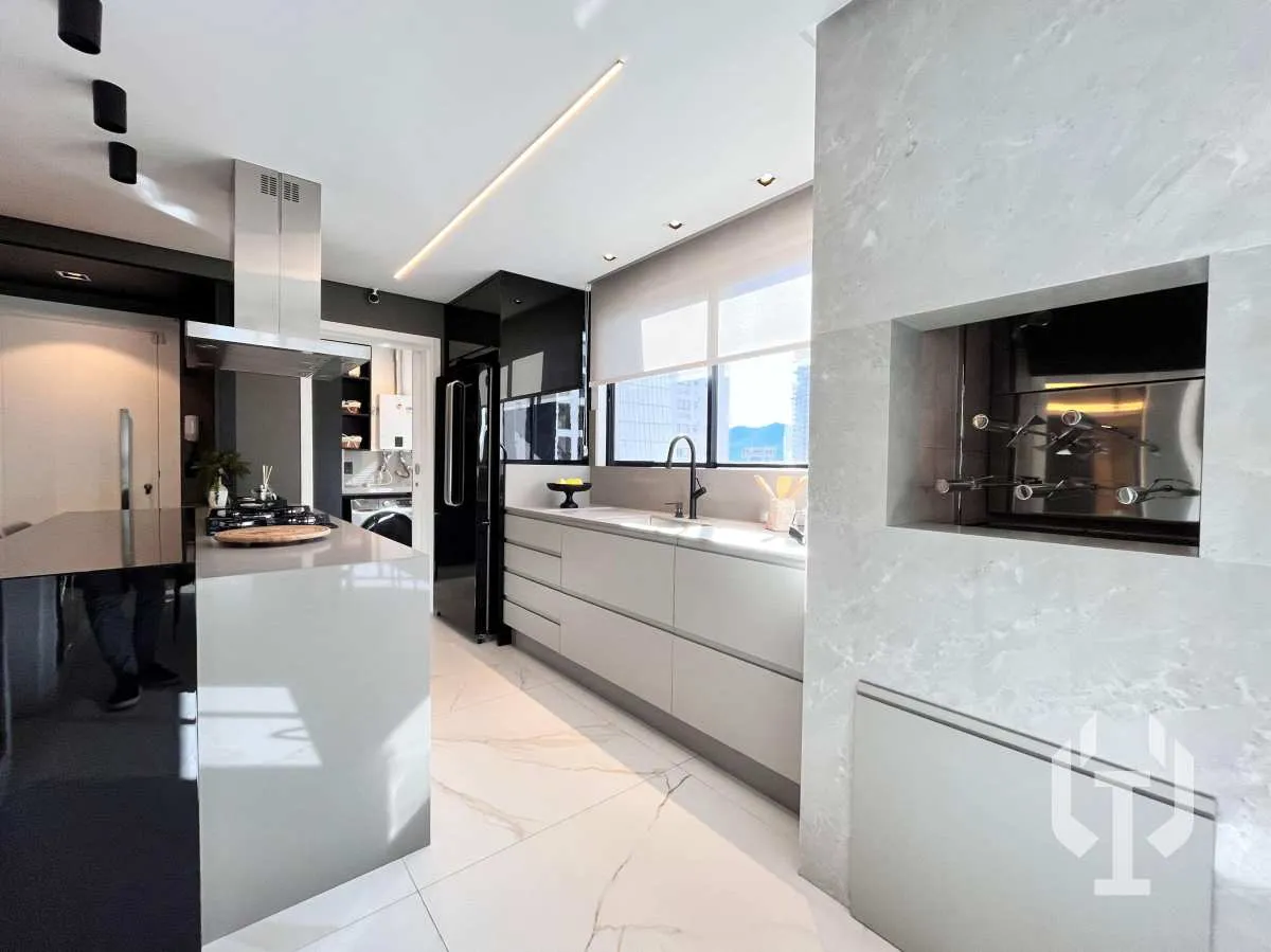 Imagem Apartamento de luxo à venda, no sky Tower, em Porto Belo, Perequê, com 3 quartos, 101m2