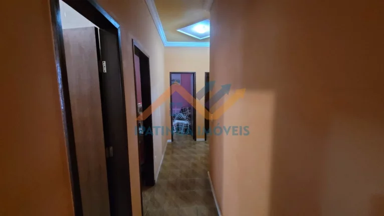 Imagem Casa com Lote grande no Bairro Veneza - Ipatinga