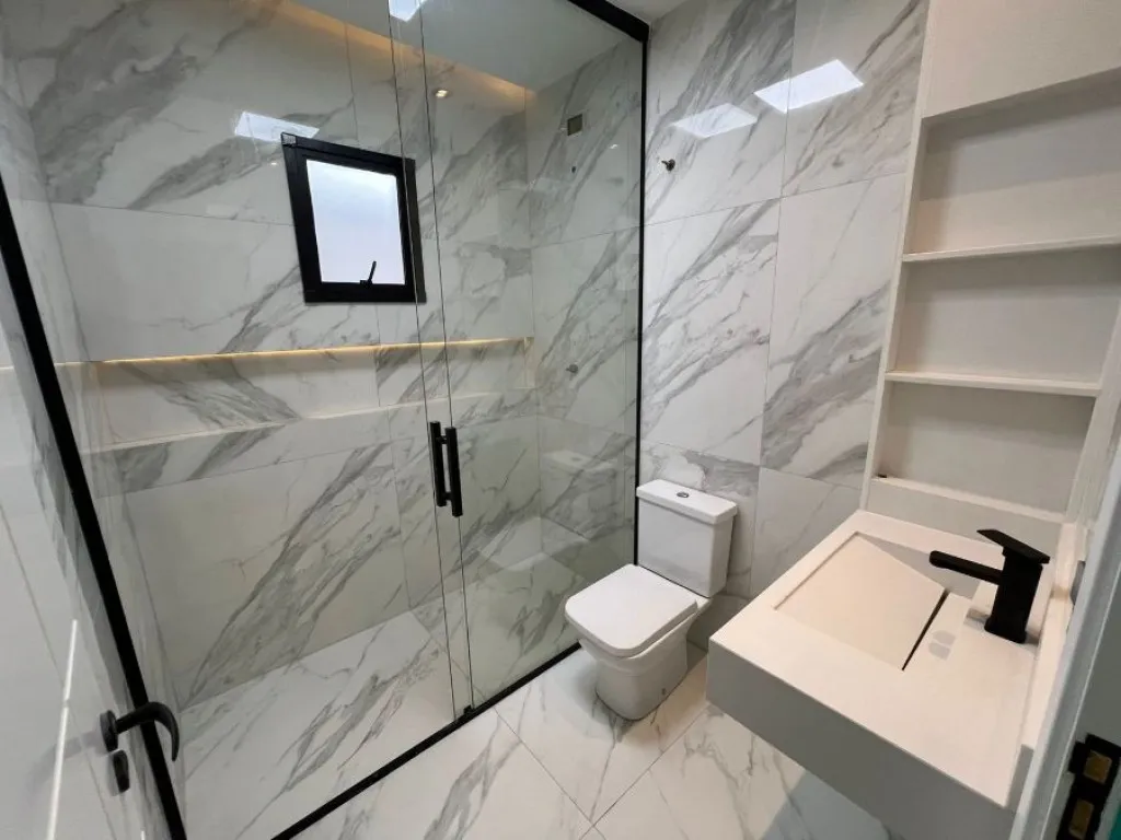 Imagem CASA COM 175,00 m² - AVIAÇÃO - PRAIA GRANDE SP