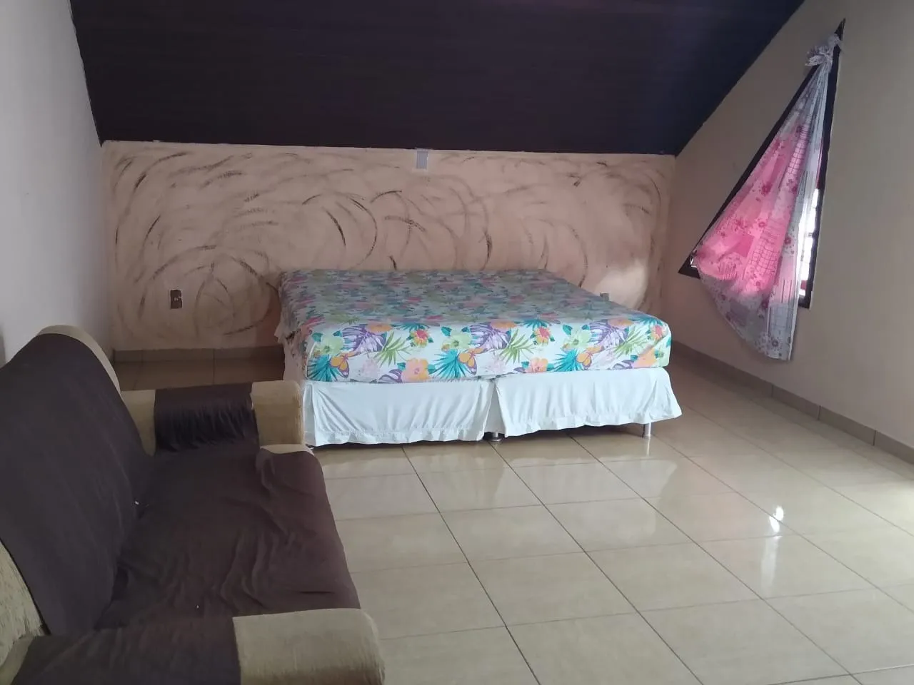 Imagem Linda chácara no Condomínio Residencial Rio Verde!