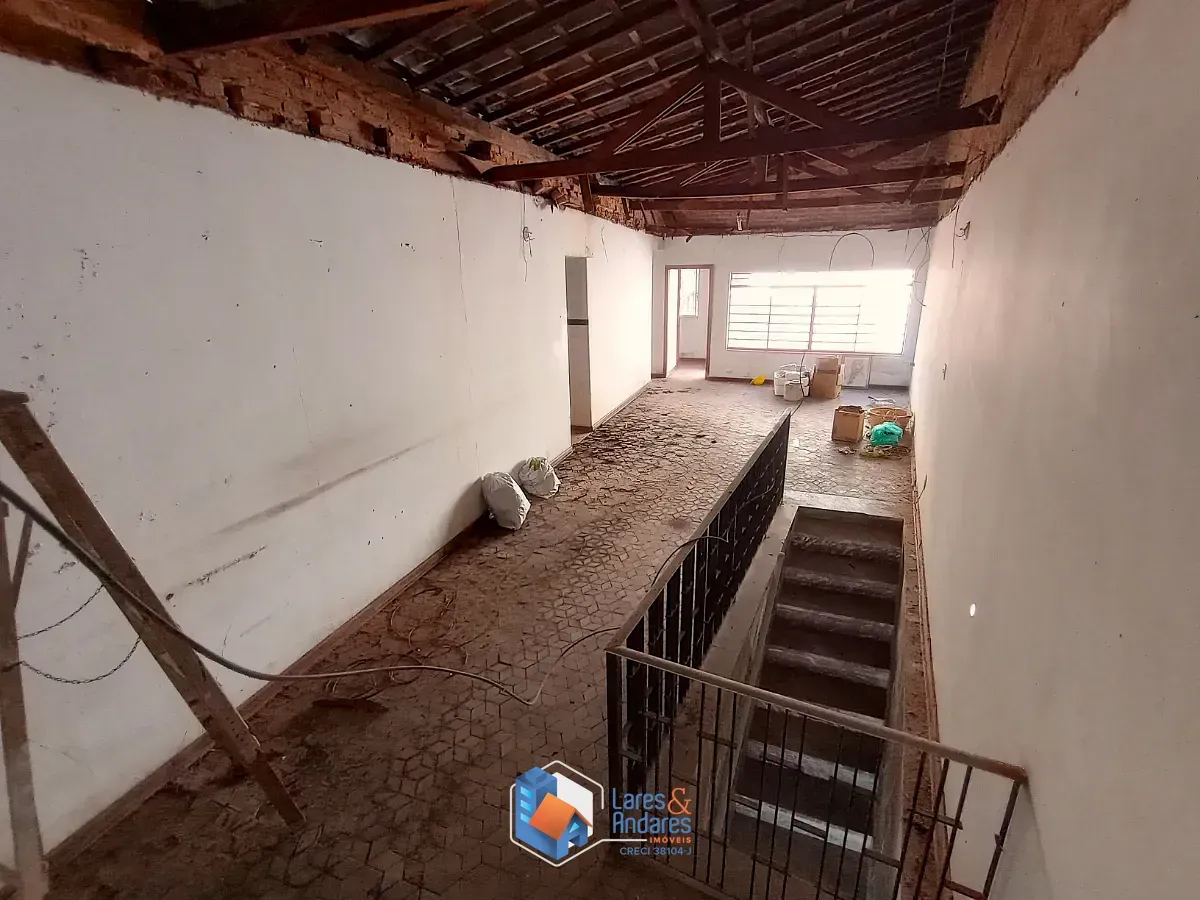 Imagem Sobrado para venda em Vila Mariza Mazzei com 7 quartos, 476,200m²