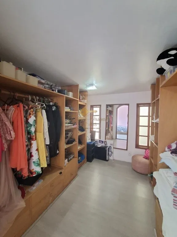 Imagem Casa para Venda em Teresópolis / RJ no bairro Várzea