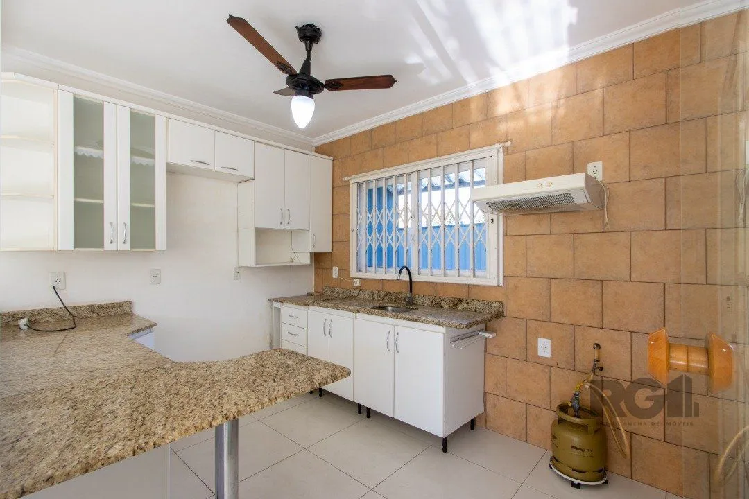 Imagem Casa Condominio para Venda - 159.05m², 3 dormitórios, sendo 1 suites, 2 vagas - Cavalhada