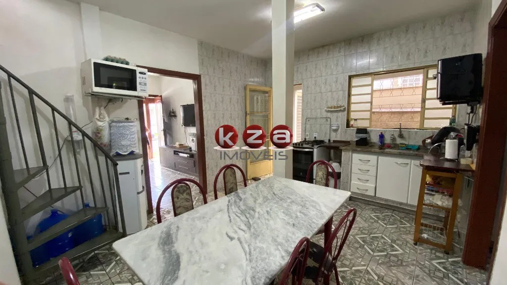 Imagem Casa com 3 dormitórios em condomínio em Valinhos