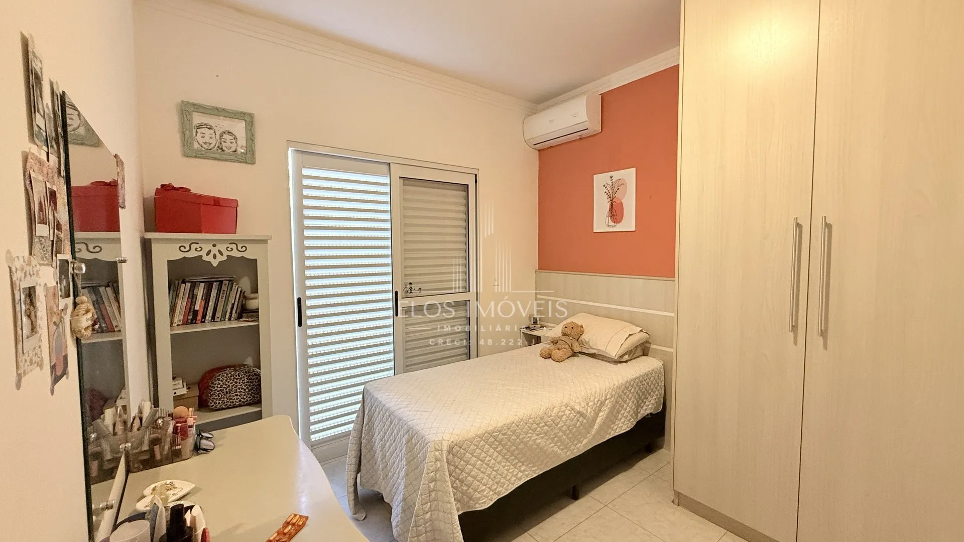 Imagem Sobrado de 3 quartos, 191m² no bairro Parque Residencial Roland, em Limeira