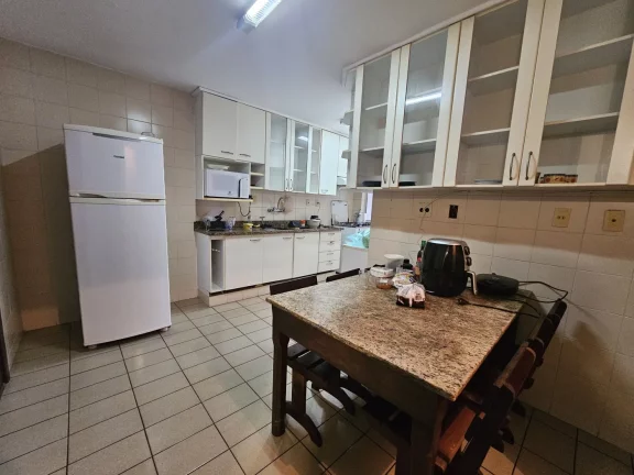 Imagem Apartamento de 3 quartos (sendo 1 suite com varanda e 1 quarto revertido) em Agriões, Teresópolis RJ