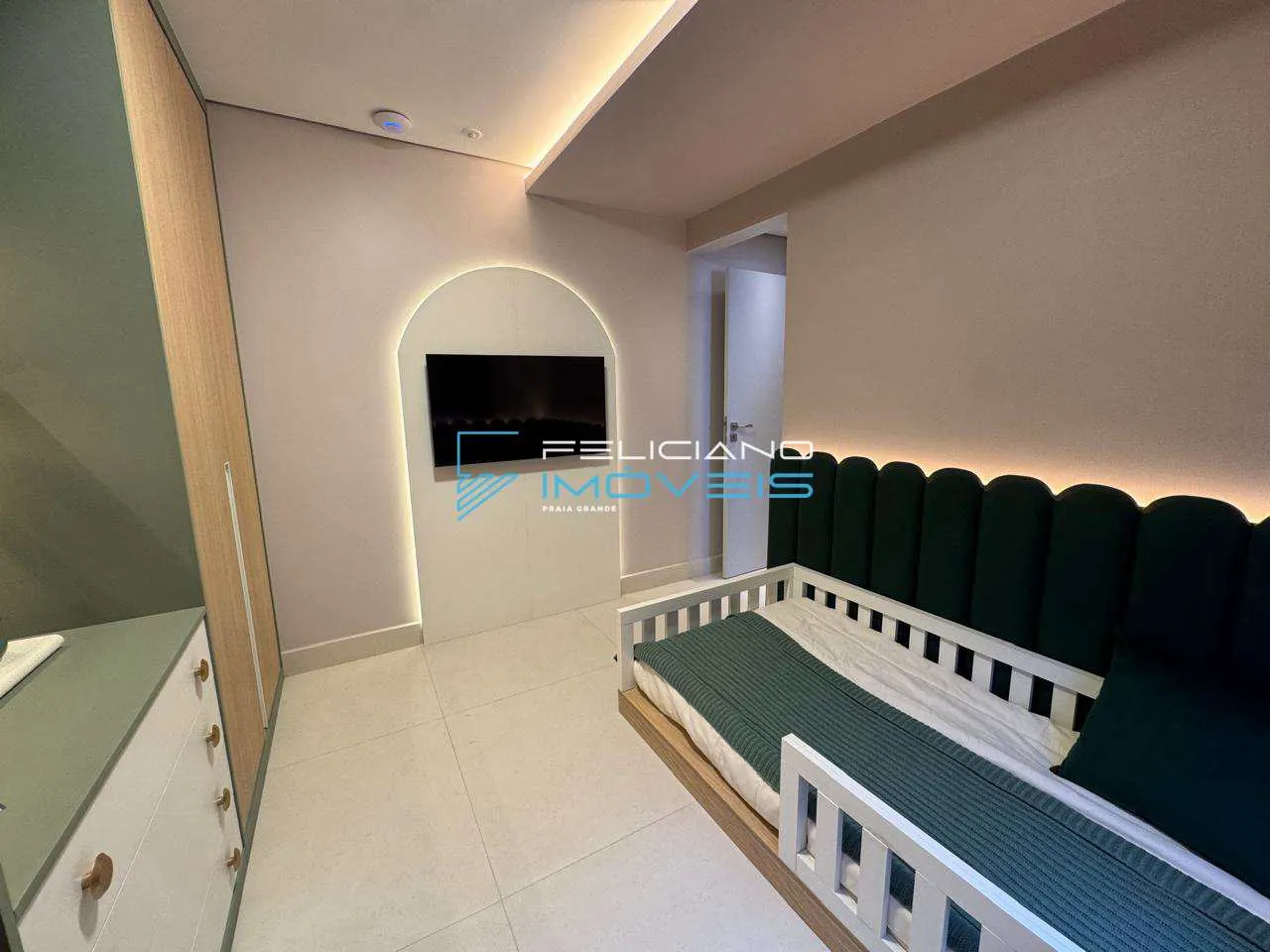 Imagem Apartamento com 2 quartos, Guilhermina, Praia Grande - R$ 905 mil, Cod: 6855
