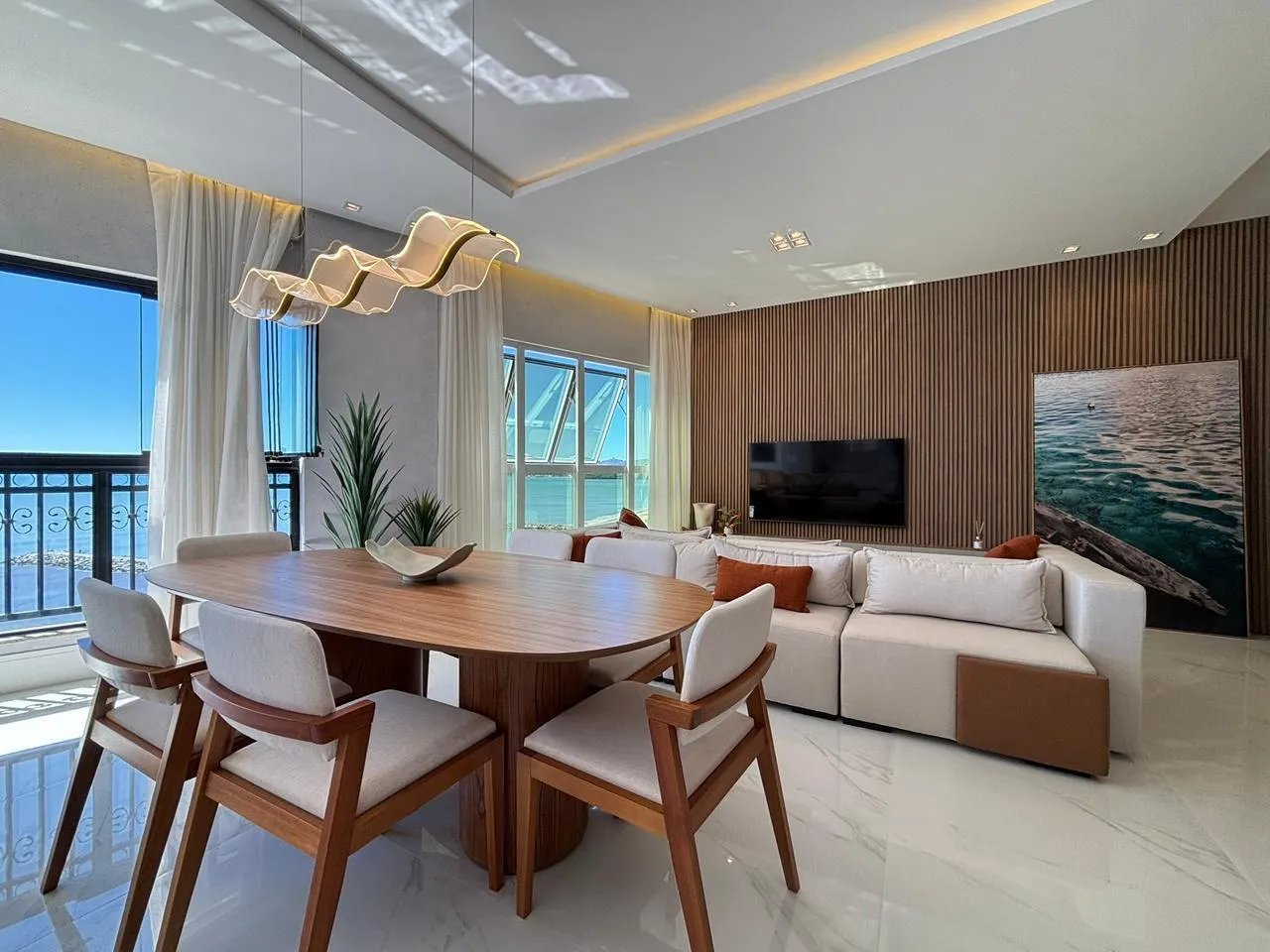 Imagem Apartamento com vista para o mar à venda com 140m2 por R$ 6.800.000,00