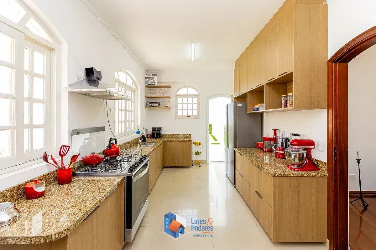Imagem Casa para venda em Jardim Santo Amaro com 4 quartos, sendo 3 suítes, 315m²