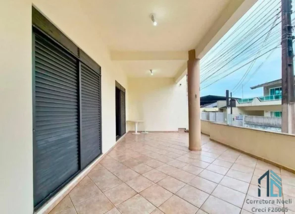 Foto do imóvel Sobrado a venda com 430m2 no centro de Guaratuba PR