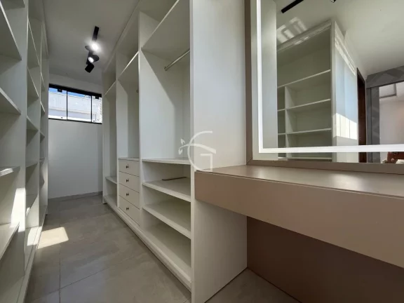 Imagem Belíssima residência próximo ao Garten Shopping no Bom Retiro