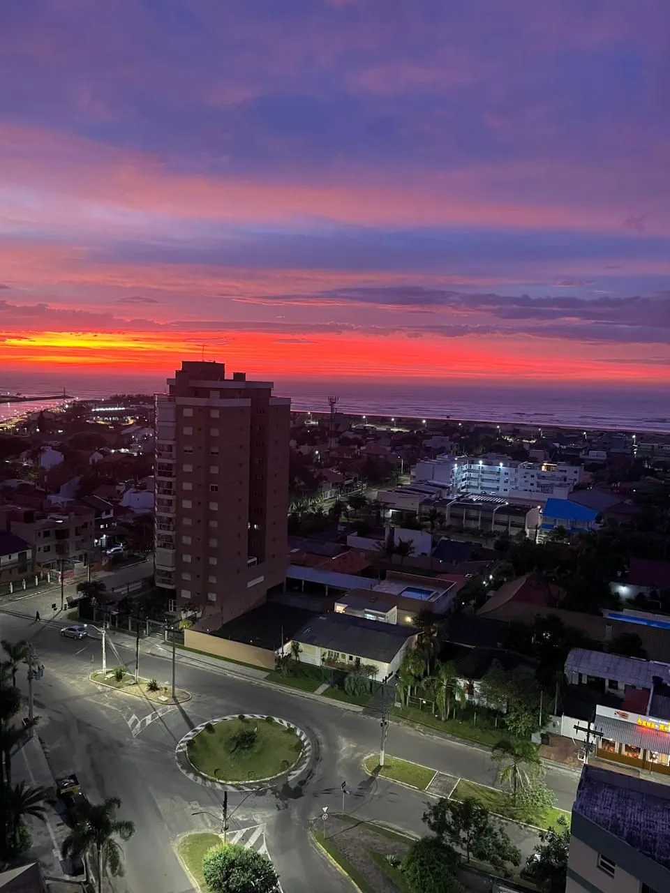 Imagem Cobertura à venda em Torres, Praia Grande, com 6 quartos, 380m2