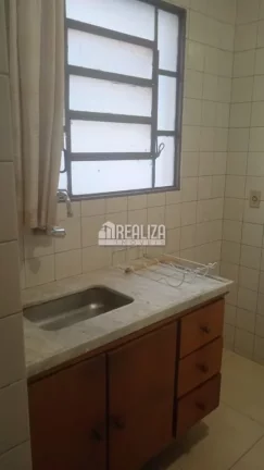 Imagem Apartamento à Venda no Centro de Uberaba com 3 Dormitórios