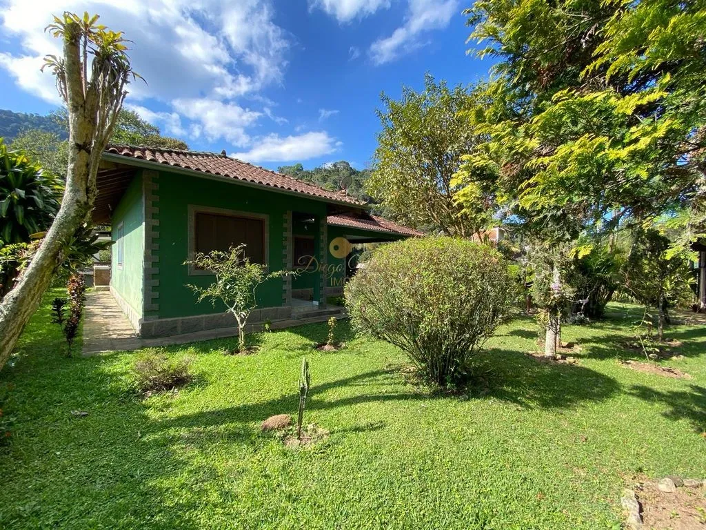 Imagem Casa para Venda em Teresópolis / RJ no bairro Albuquerque