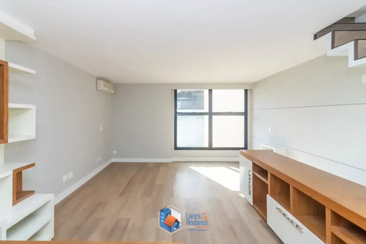 Imagem Triplex para venda em Itaim Bibi com 1 quarto, sendo 1 suíte, 90m²