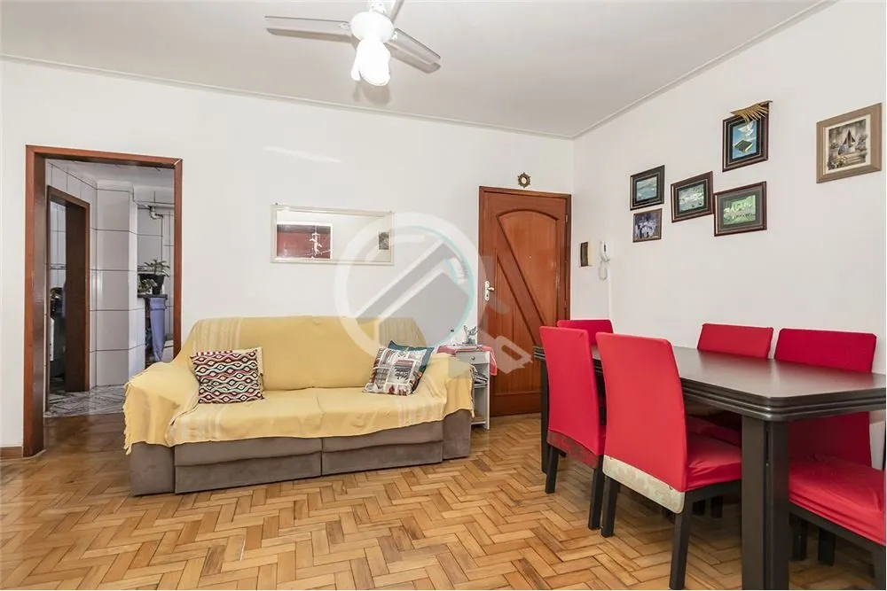 Imagem Apartamento três dormitórios, 2 banheiros com 87m², com espaçoso pátio , apt. reformado, com bo...