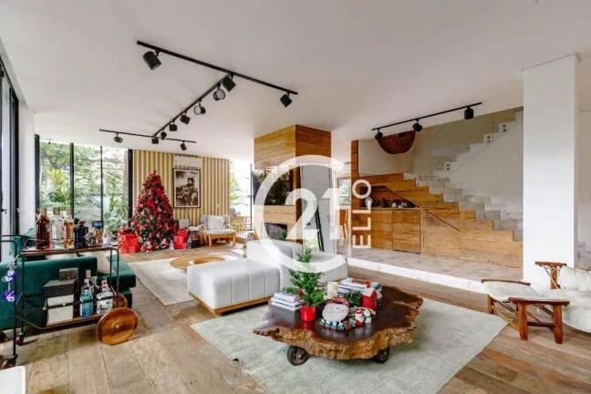 Imagem Linda casa no Brooklin, 5 suítes, 500m² - venda ou locação