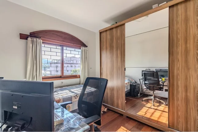 Imagem Cobertura Duplex para venda no bairro Cristal em Porto Alegre