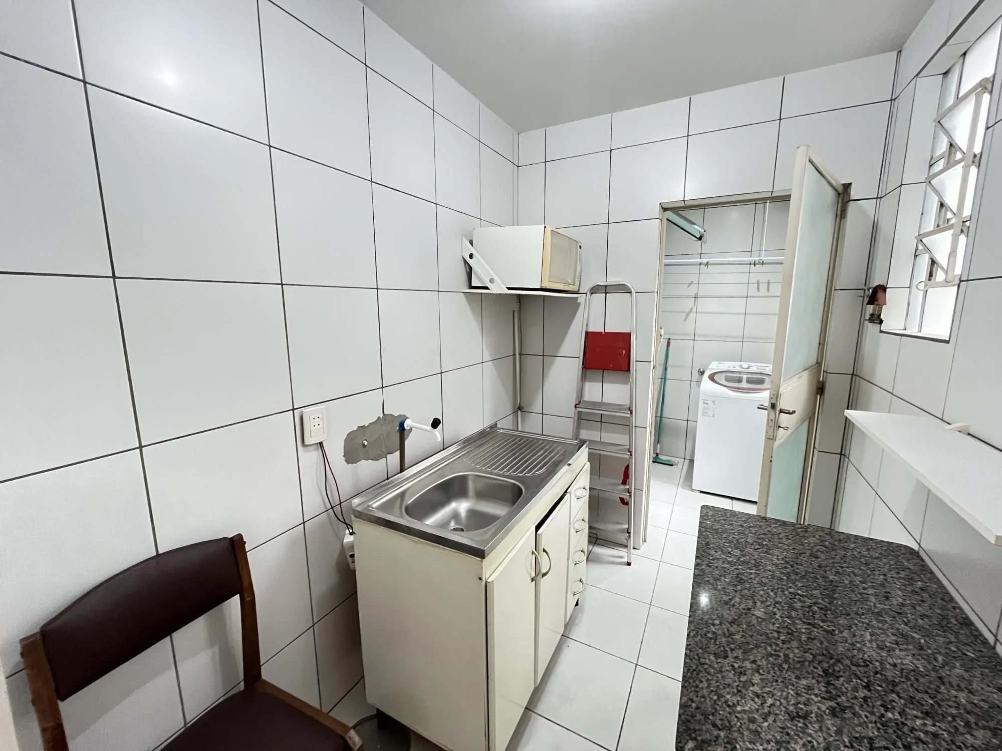 Imagem Cobertura de um quarto no bairro Santana em Porto Alegre.