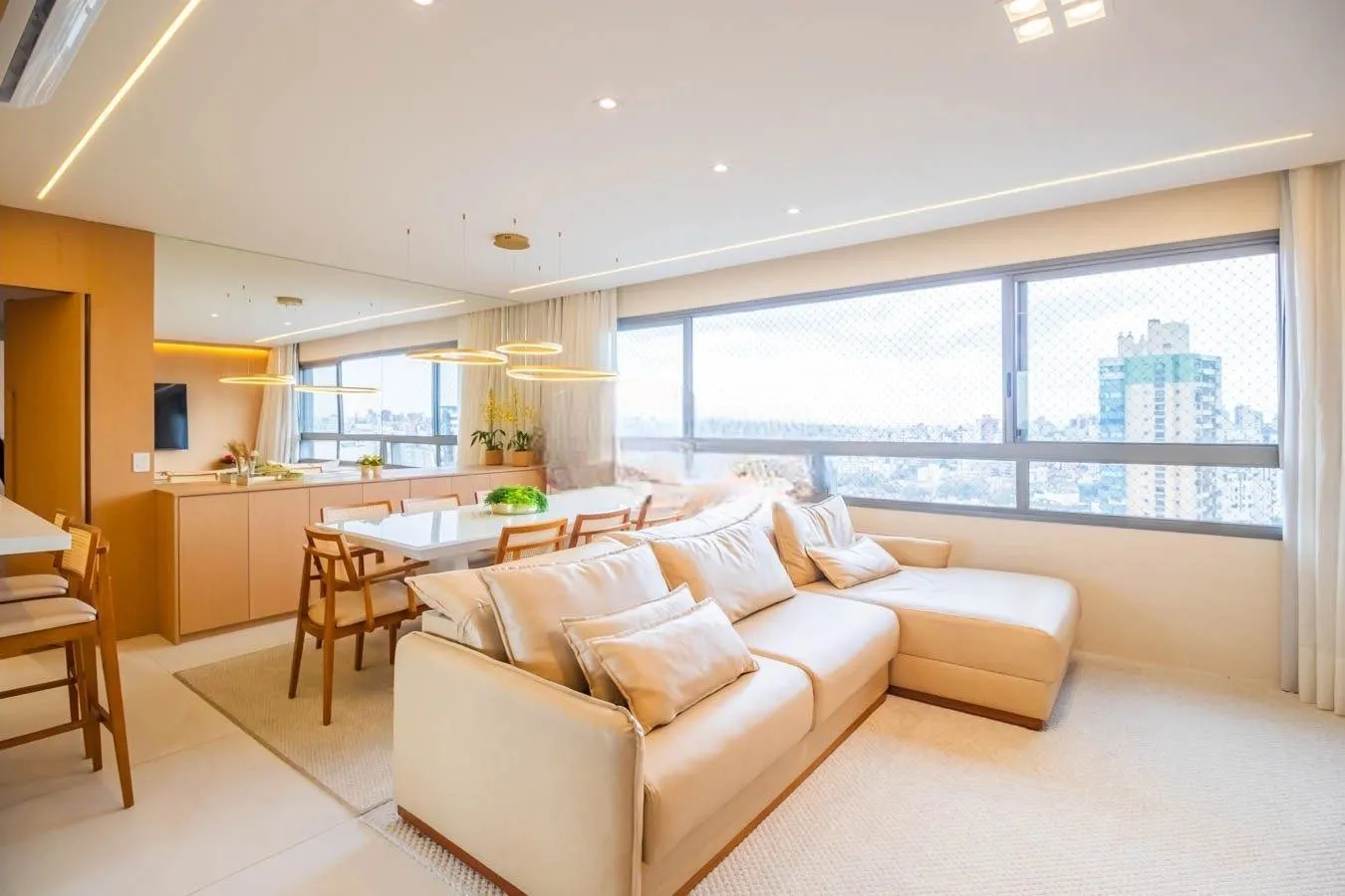 Imagem Apartamento para Venda - 98m², 3 dormitórios, sendo 1 suites, 2 vagas - Petrópolis