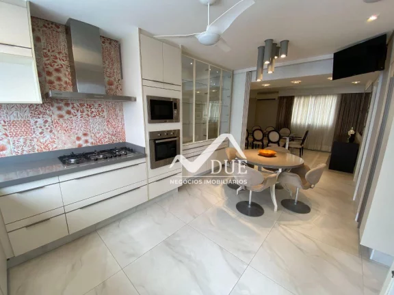 Imagem Apartamento com 4 dormitórios à venda, 299 m² por R$ 2.250.000,00 - Boqueirão - Santos/SP