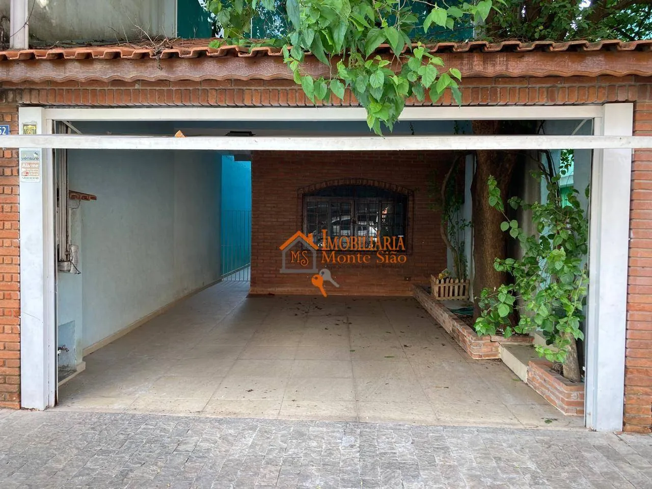 Foto do imóvel Sobrado com 3 dormitórios à venda, 245 m² por R$ 690.000,00 - Parque São Miguel - Guarulhos/SP