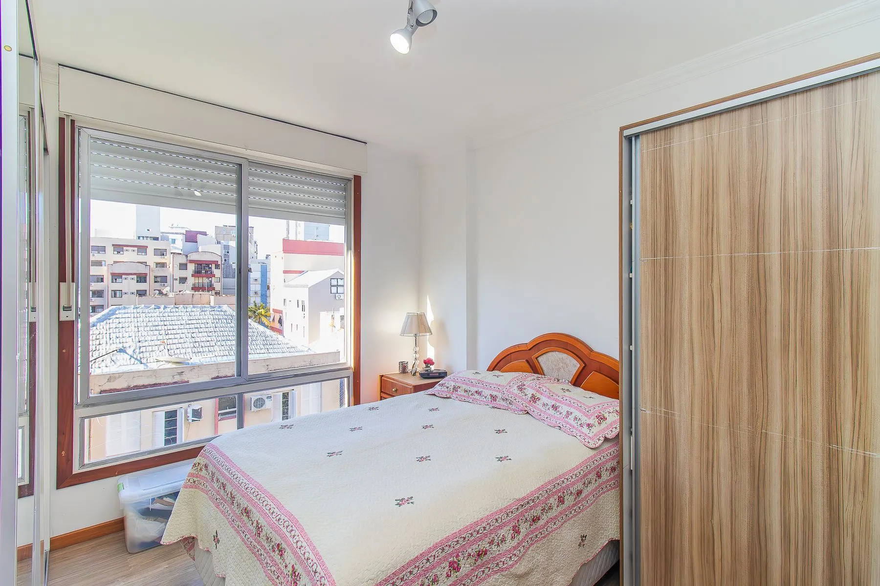 Imagem Apartamento para Venda - 103m², 3 dormitórios, sendo 1 suites, 1 vaga - Centro