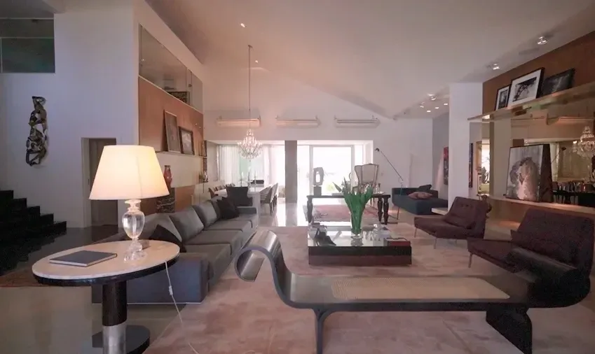 Imagem Casa com 5 Quartos à Venda, 1.600 m² em De Lourdes - Fortaleza