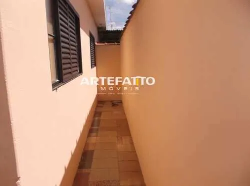 Imagem Casa à venda em Franca, Jardim Conceição Leite, com 2 quartos, 190m2
