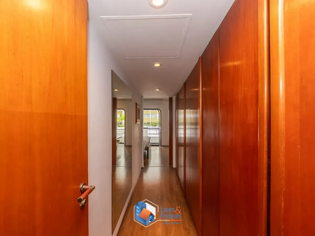Imagem Duplex para venda em Cerqueira César com 5 quartos, sendo 5 suítes, 400m²