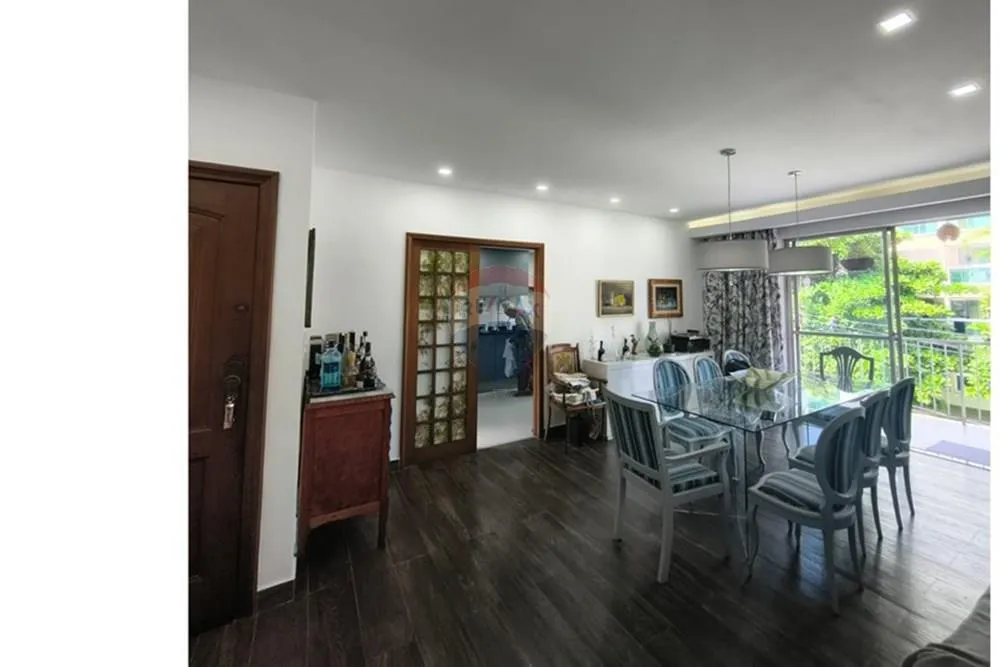 Imagem Apartamento à venda,reformado ,2 quartos, 1 suite, 1 vaga na Freguesia