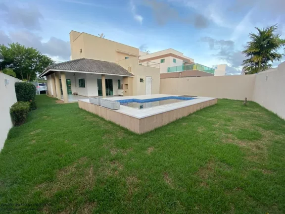Foto do imóvel Casa em Condomínio de Luxo em Alphaville, Camaçari-BA: 4 Quartos, 3 Suítes, 2 Salas, 1 Banheiro, 4 vagas de garagem, 280m².