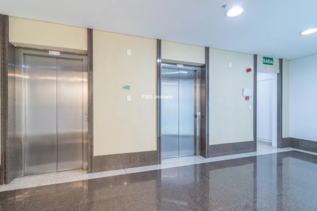 Imagem Conjunto comercial com 296m² no Butantã.