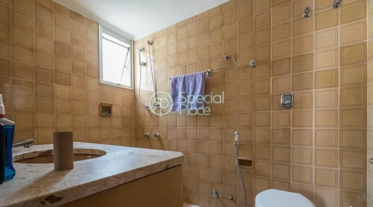 Imagem Amplo apartamento no miolo do Brooklin, 170 m², andar alto, sala para dois ambientes com ar condici...