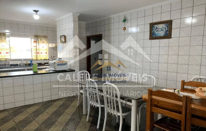 Imagem Sobrado Á Venda Residencial Com Ponto Comercial no Centro de Tatuí-SP