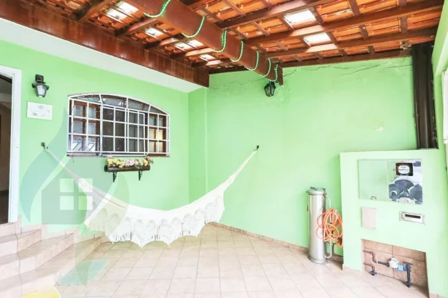 Imagem Sobrado de 2 dormitórios, 2 banheiros, 1 vaga, com 100m² em Rudge Ramos, São Bernardo do Campo