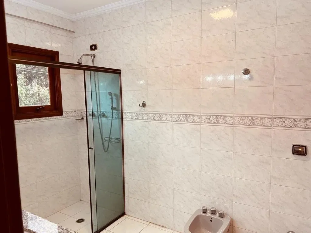 Imagem Casa para Venda, City América, 4 dormitórios, 2 suítes, 3 banheiros, 4 vagas