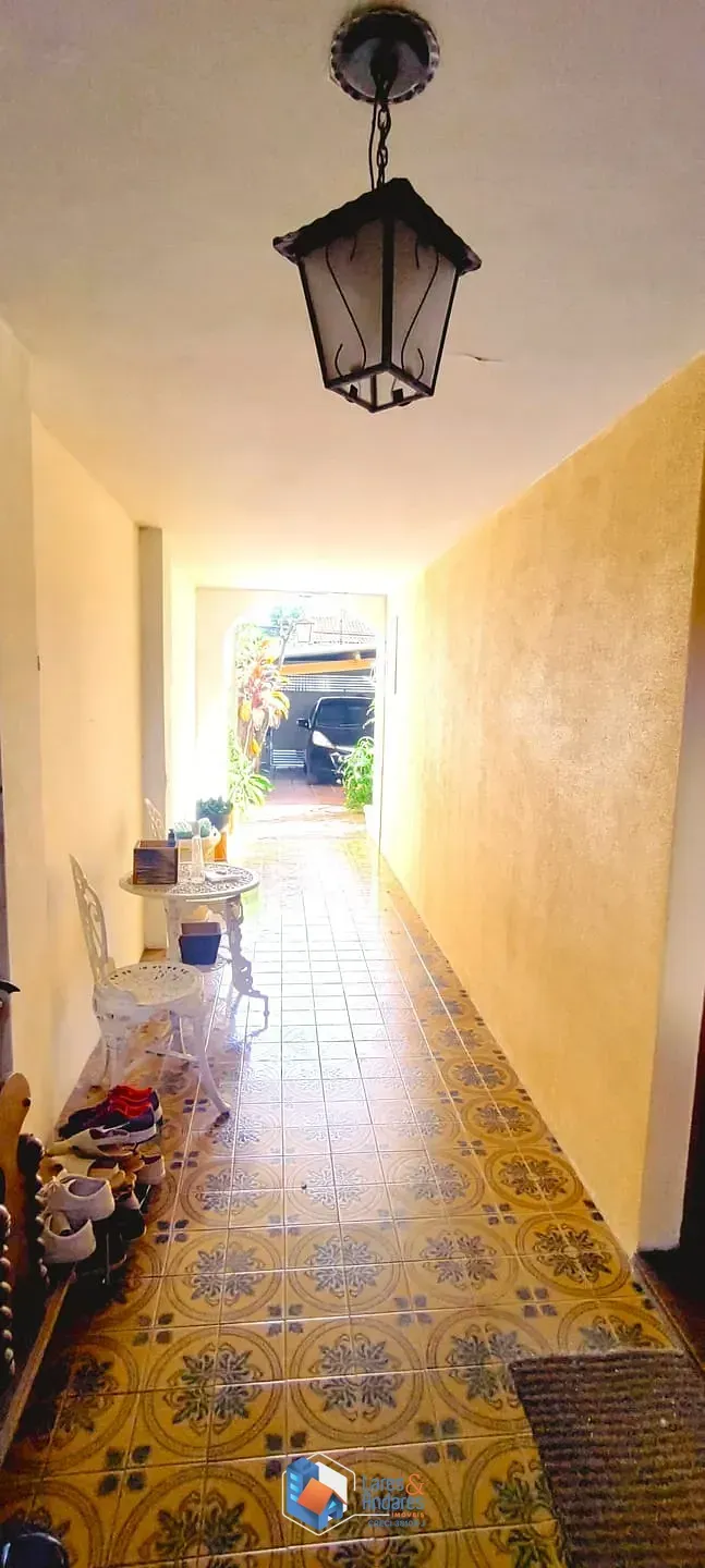 Imagem SOBRADO COM 250 M², 3 DORMS (1 SUÍTE), ARMÁRIOS NA COZINHA E NOS DORMS, EDÍCULA REFORMADA COM BANHEIRO E VGA PARA 2 CARROS, BROOKLIN, SÃO PAULO, SP