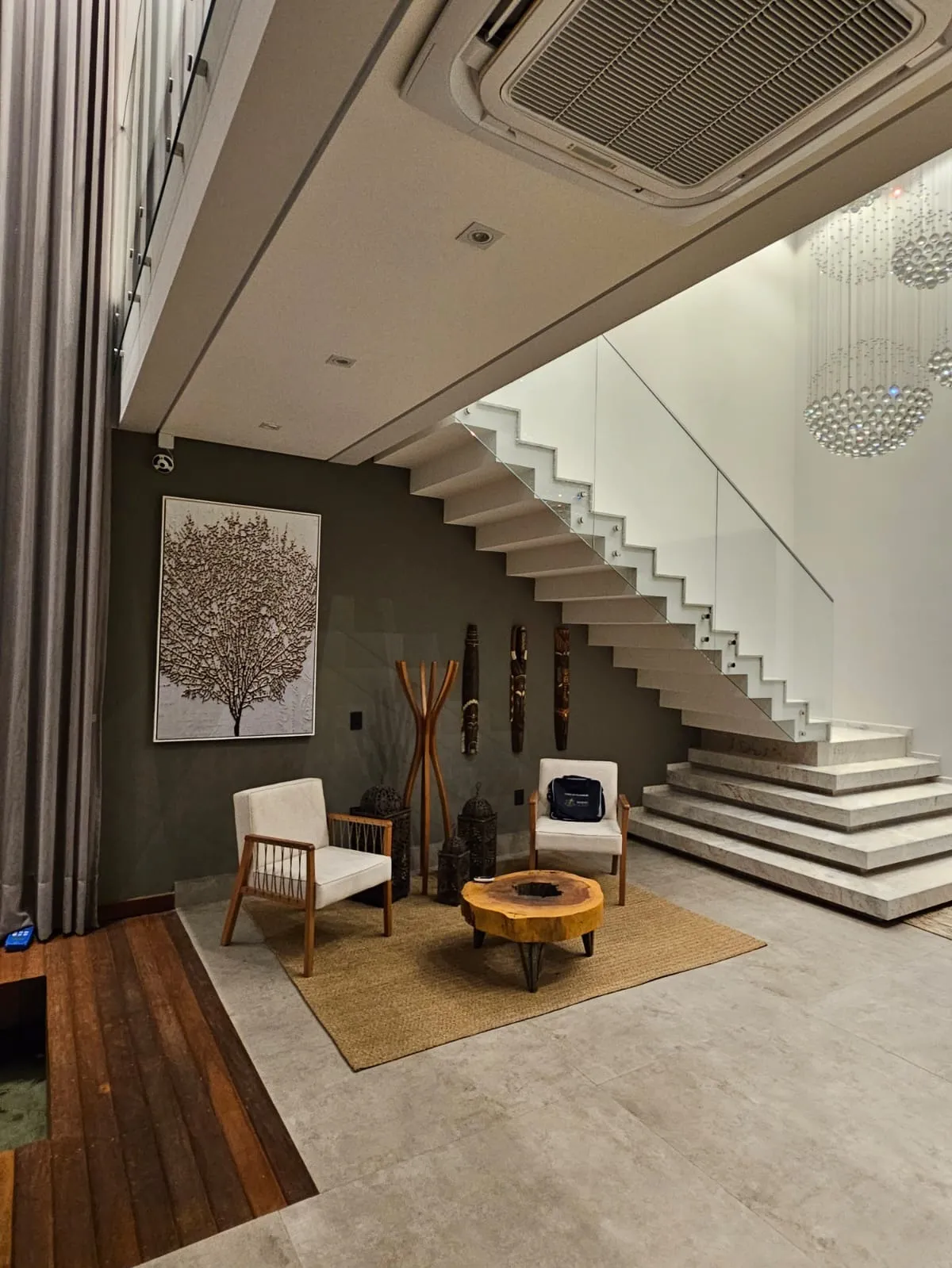 Imagem Sobrado mobiliado e decorada de 787m², Localizado no Residencial Saint Patrick em Sorocaba/SP!