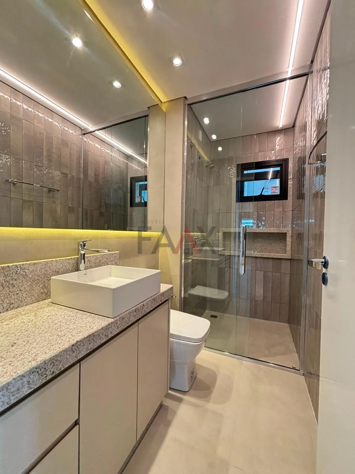 Imagem Apartamento com 3 dormitórios para locação, BATEL, GUARAPUAVA - PR